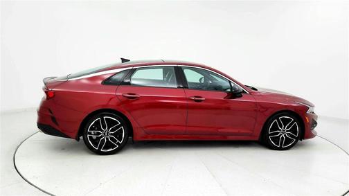 2021 Kia K5 GT