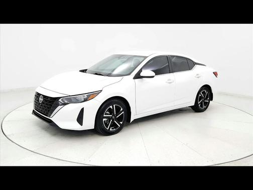 Aspen White 2024 Nissan Sentra SV