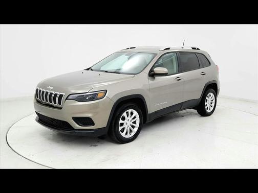 Beige 2020 Jeep Cherokee Latitude