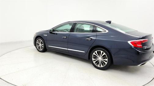 2017 Buick LaCrosse Essence