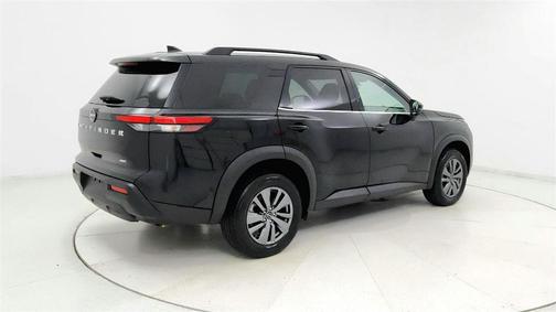 Black 2025 Nissan Pathfinder SV