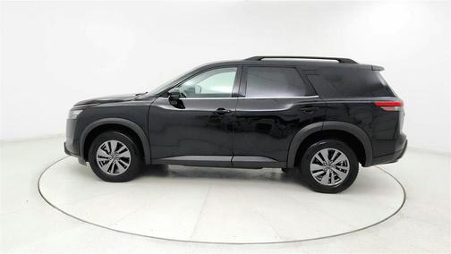 Black 2025 Nissan Pathfinder SV