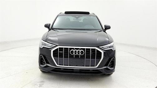 2024 Audi Q3 45 S line Premium