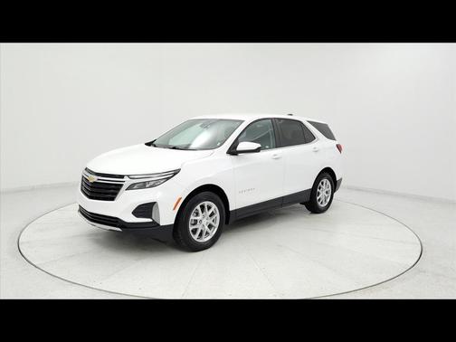 White 2024 Chevrolet Equinox LT