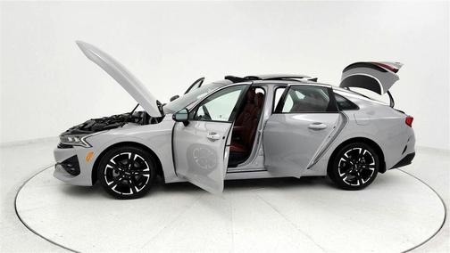 2024 Kia K5 GT-Line