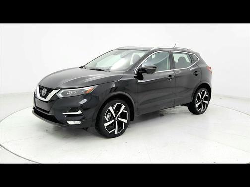 Black 2022 Nissan Rogue Sport SL