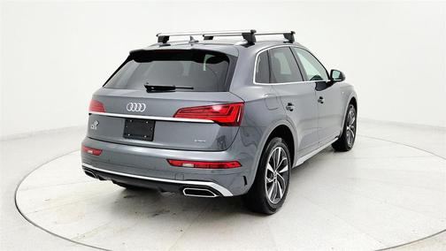 2024 Audi Q5 45 S line quattro Premium