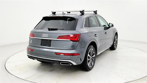 2024 Audi Q5 45 S line quattro Premium