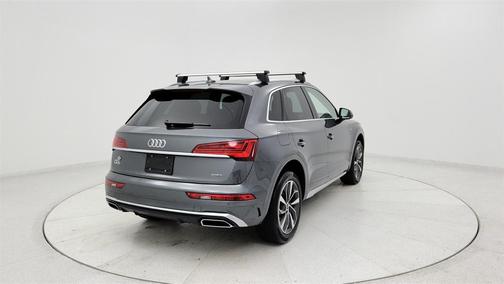 2024 Audi Q5 45 S line quattro Premium