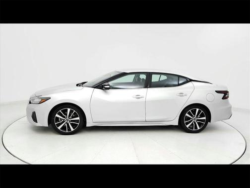 2023 Nissan Maxima SV