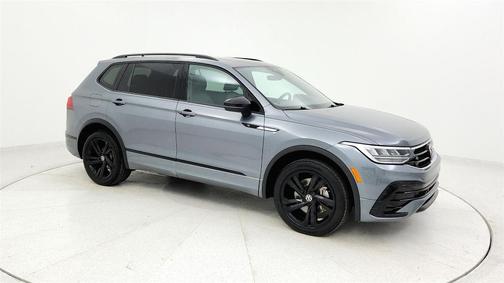 2023 Volkswagen Tiguan 2.0T SE R-Line Black