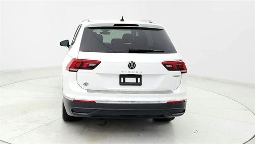 Pure White 2024 Volkswagen Tiguan 2.0T Wolfsburg Edition