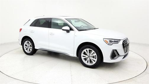 2024 Audi Q3 45 S line Premium