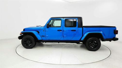 Blue 2022 Jeep Gladiator Sport