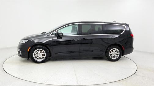 2024 Chrysler Pacifica Touring-L