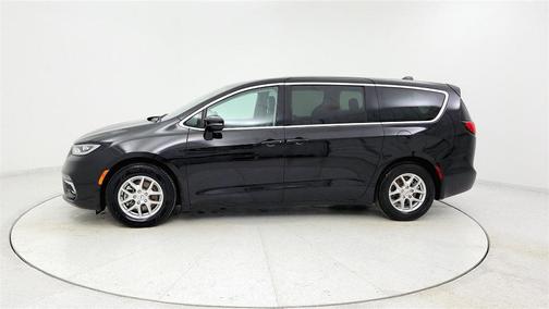 2024 Chrysler Pacifica Touring-L