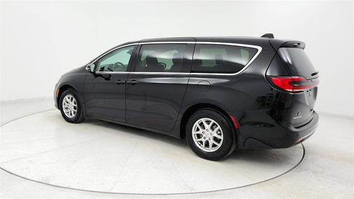 2024 Chrysler Pacifica Touring-L