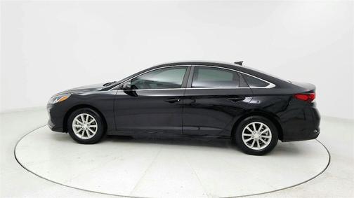 Black 2019 Hyundai SONATA SE