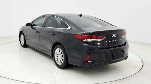 Black 2019 Hyundai SONATA SE
