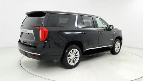 Black 2024 GMC Yukon SLT