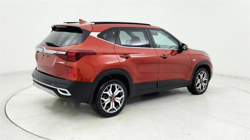 Orange 2021 Kia Seltos S