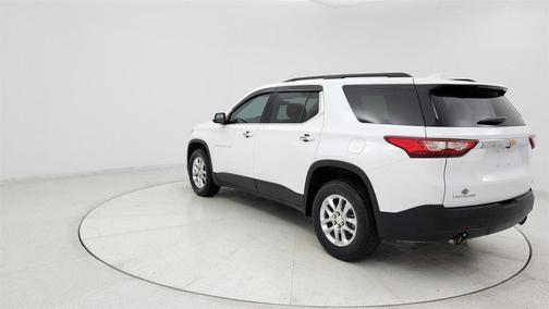 White 2020 Chevrolet Traverse LT Cloth