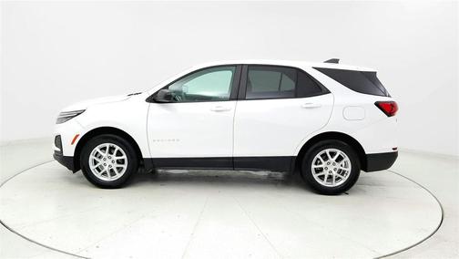 White 2023 Chevrolet Equinox LS