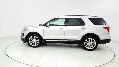 Silver 2016 Ford Explorer Limited