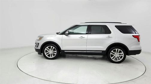 Silver 2016 Ford Explorer Limited