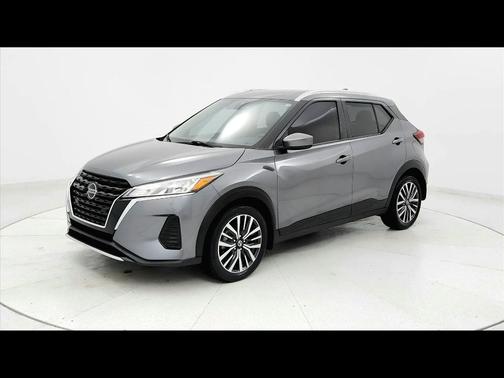 Gun Metallic 2021 Nissan Kicks SV