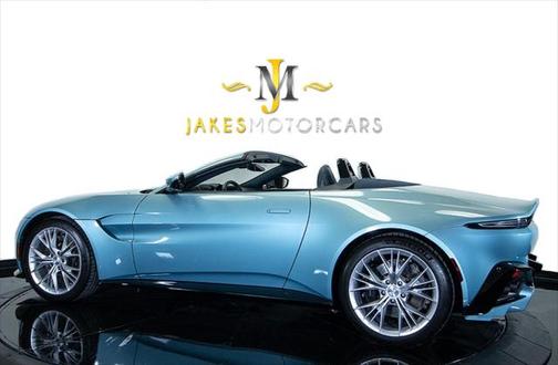 2021 Aston Martin Vantage Roadster
