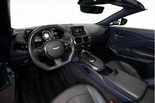 2021 Aston Martin Vantage Roadster