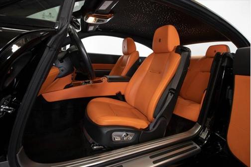 2017 Rolls-Royce Wraith *BLACK BADGE LOOK* *MANDARIN INTERIOR* *STARLIGHT HEADLINER*
