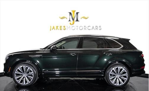 2022 Bentley Bentayga V8