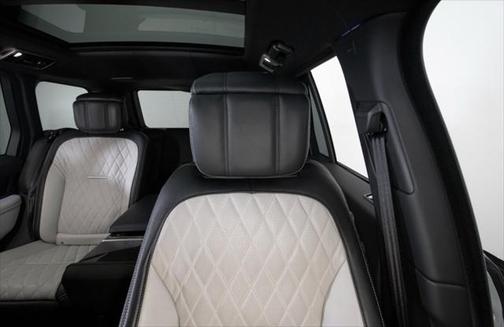 2020 Land Rover Range Rover 5.0L V8 Supercharged SV Autobiography