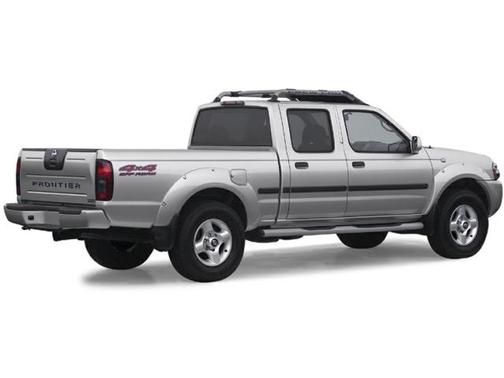 Cloud White 2002 Nissan Frontier XE Crew Cab