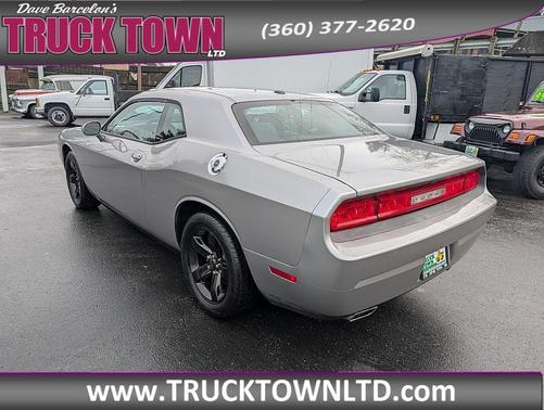 2013 Dodge Challenger SXT