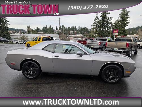 2013 Dodge Challenger SXT