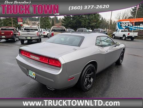 2013 Dodge Challenger SXT