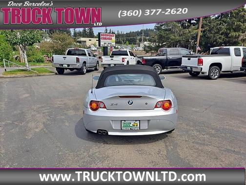 Titanium Silver Metallic 2004 BMW Z4 2.5i Roadster