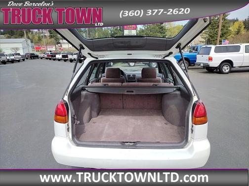 1996 Subaru Legacy Base