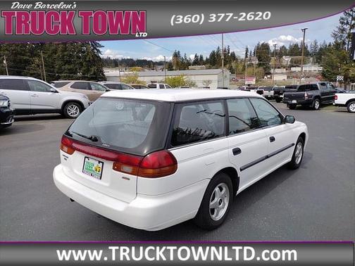 1996 Subaru Legacy Base