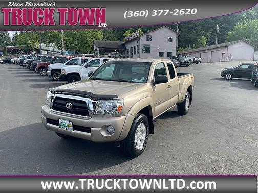Gold 2005 Toyota Tacoma Access Cab