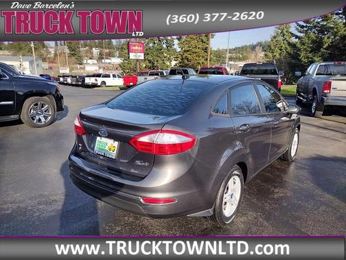 2017 Ford Fiesta SE