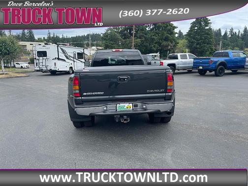 Gray 2003 Chevrolet Silverado 3500 LS