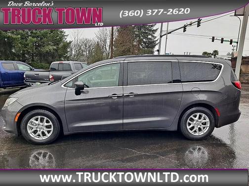 2020 Chrysler Voyager LXI