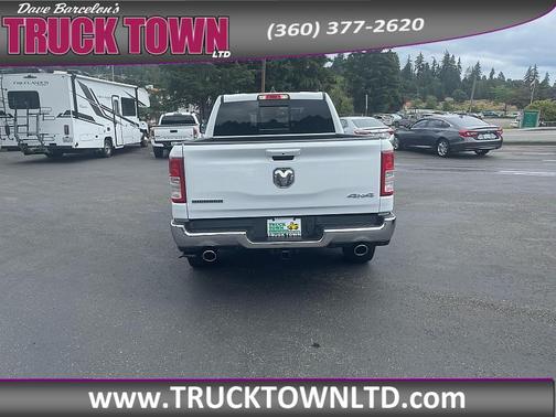 Bright White 2022 RAM 1500 Big Horn/Lone Star