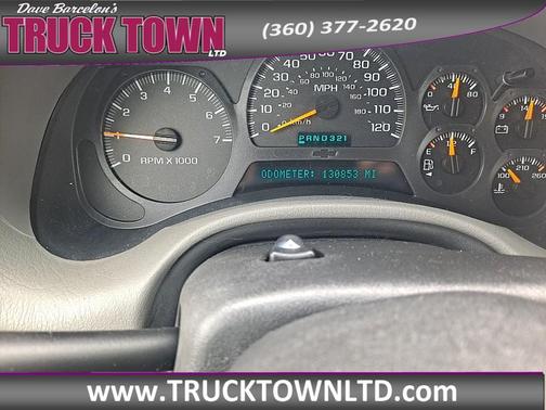 Blue 2004 Chevrolet Trailblazer LT