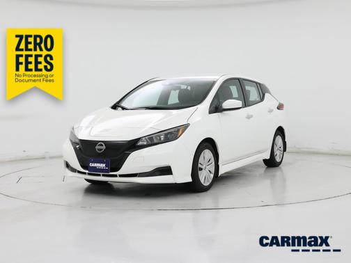 White 2024 Nissan Leaf S