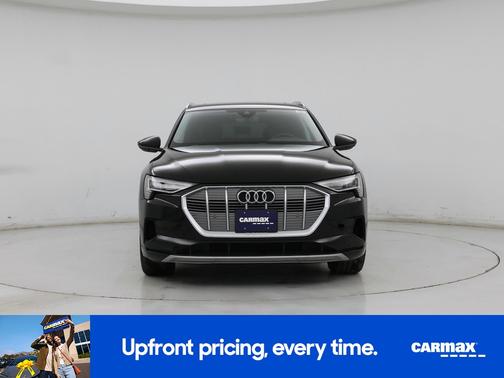 2022 Audi e-tron Premium